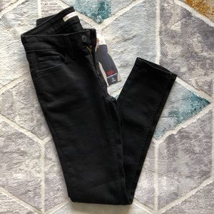 Levi Super Skinny Jeans